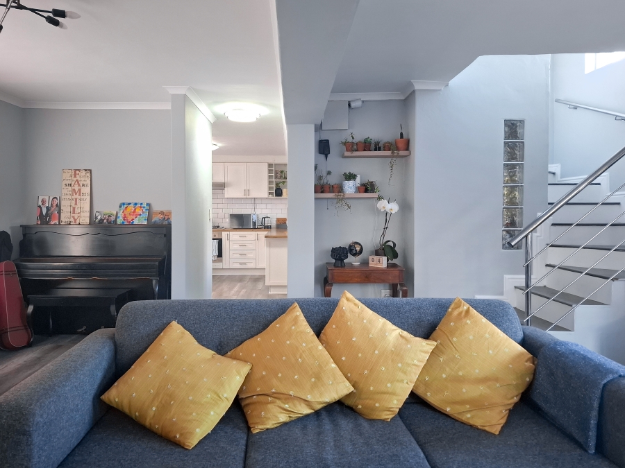 3 Bedroom Property for Sale in Welbedacht Western Cape
